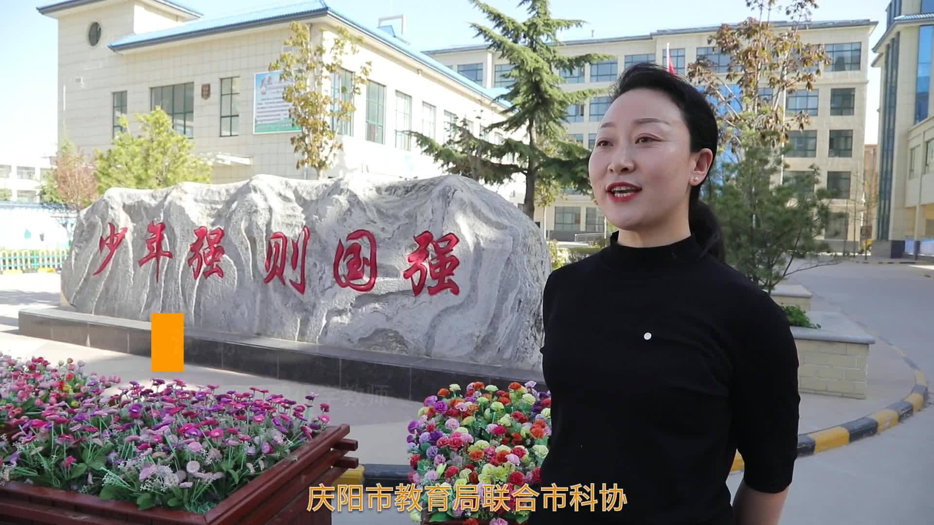 【第一眼】贊！科普知識進(jìn)校園，讓學(xué)生“零距離”感受科技魅力……