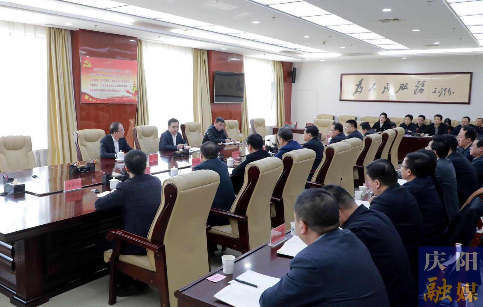 黃澤元在市直組織人事系統(tǒng)干部大會上強調(diào) 錘煉政治品格扎實作風高強本領 為高質(zhì)量發(fā)展提供堅強組織保證