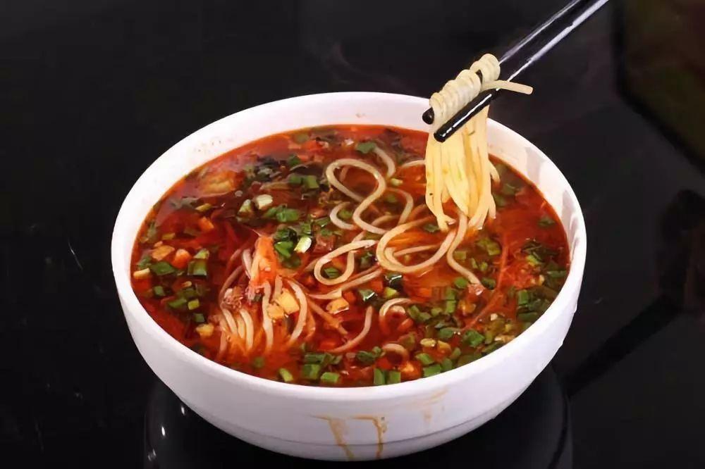 吃完天水麻辣燙？下一站，慶陽饸饹面！