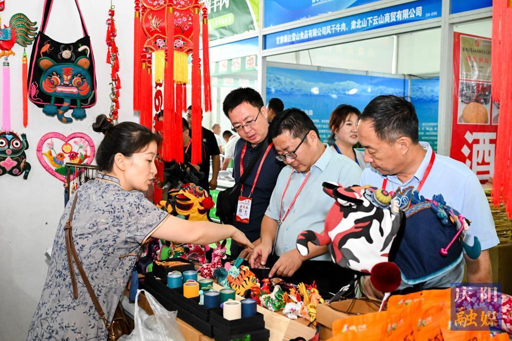 【攝影專題】展形象 引活水 結(jié)碩果——慶陽市組團(tuán)參加第三十屆蘭洽會紀(jì)實