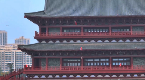 慶陽：無人機載國旗升空 深情祝福獻(xiàn)祖國