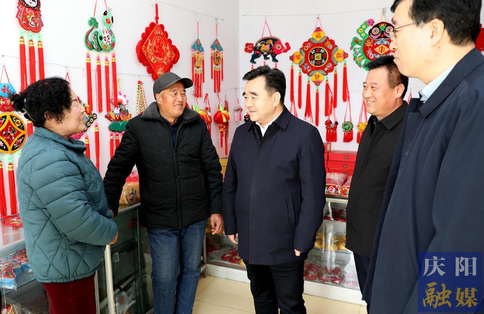 黃澤元在正寧縣調(diào)研時強調(diào) 更好發(fā)揮資源優(yōu)勢夯實高質(zhì)量發(fā)展基礎(chǔ) 推動農(nóng)文旅深度融合促進鄉(xiāng)村全面振興