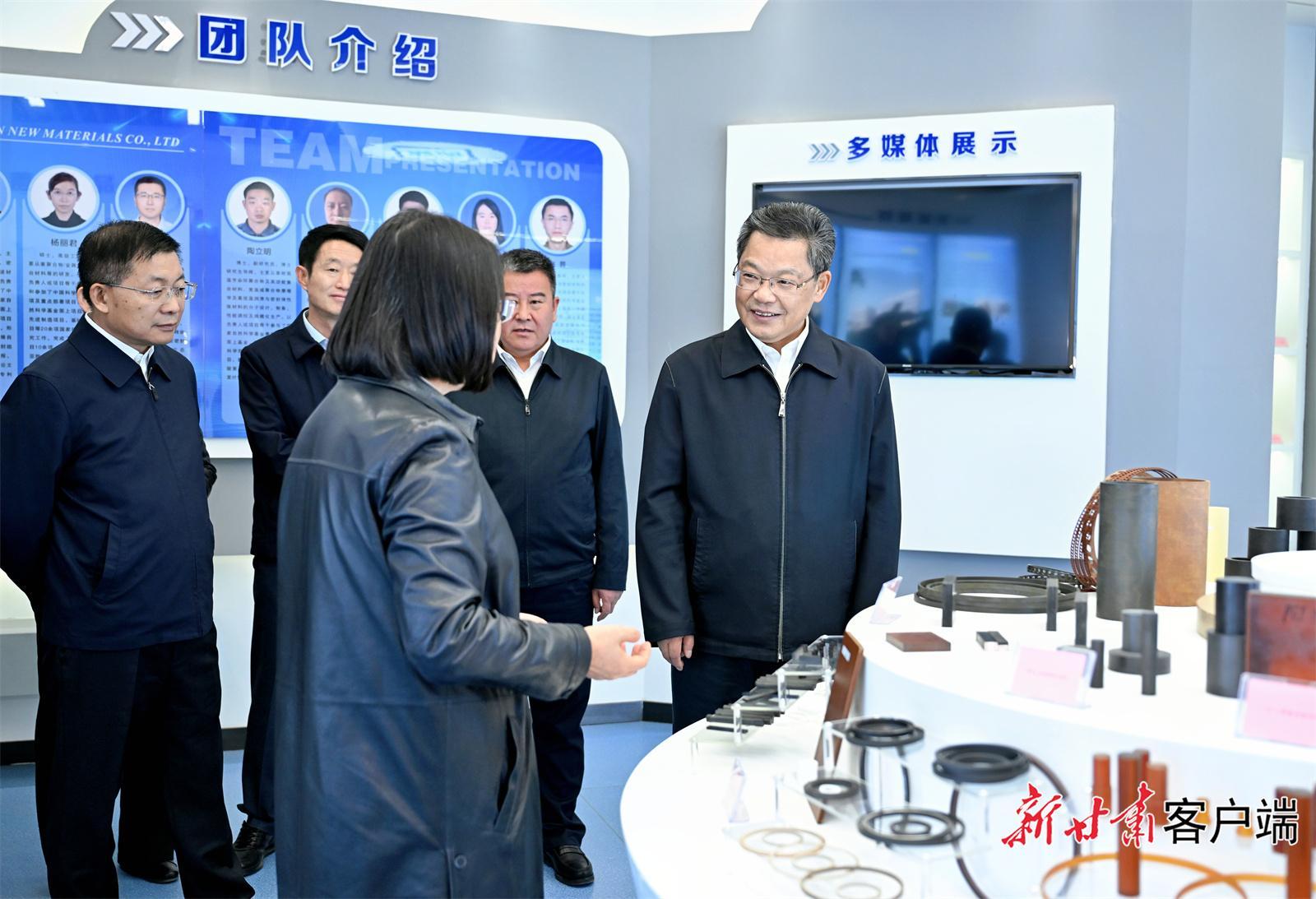 任振鶴在蘭州大學(xué)、西北民族大學(xué)及蘭州高新區(qū)調(diào)研時(shí)強(qiáng)調(diào)：縱深推進(jìn)教育科技人才一體化發(fā)展 為加快培育新質(zhì)生產(chǎn)力促進(jìn)高質(zhì)量發(fā)展提供有力支撐