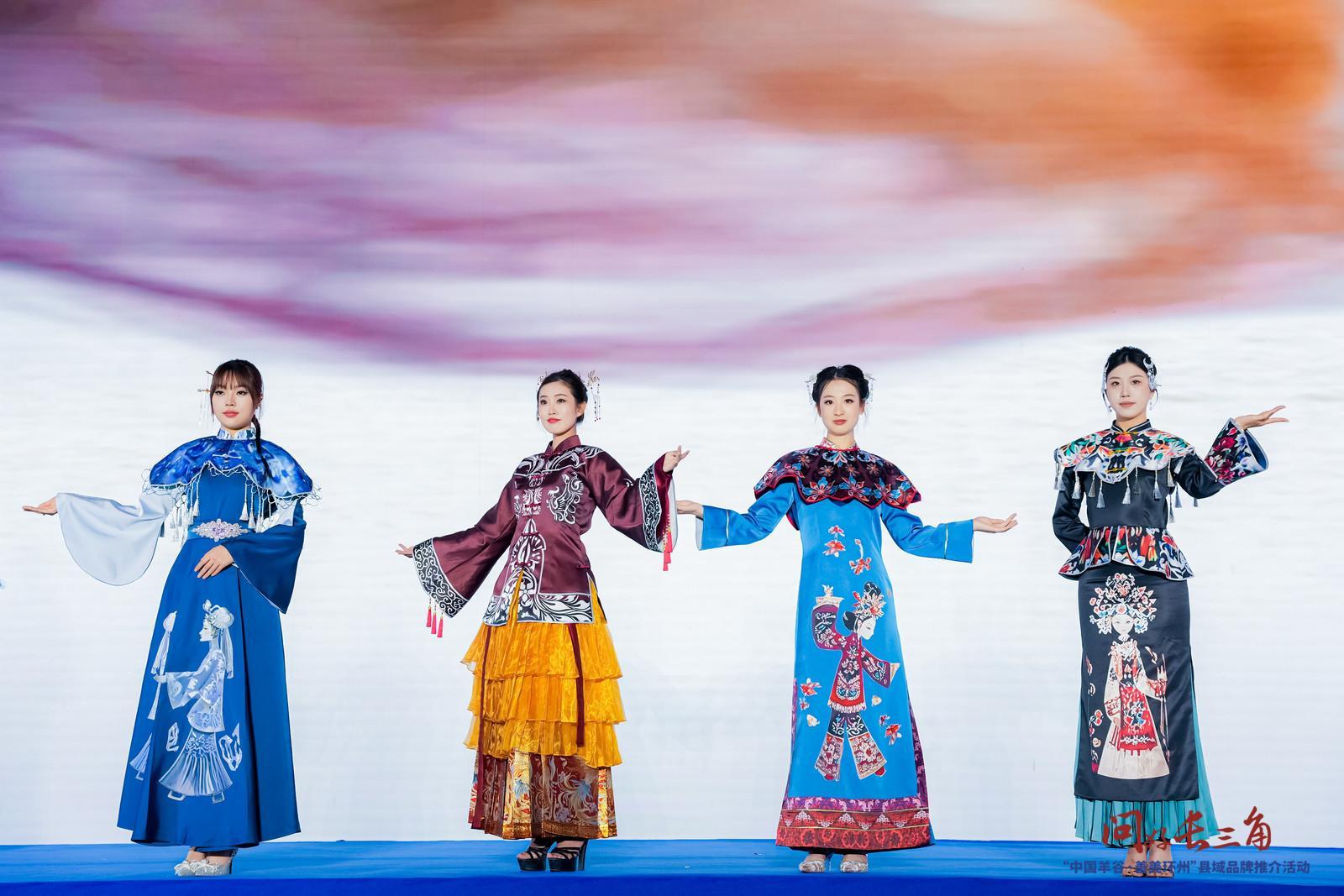 【攝影報(bào)道】環(huán)縣非遺皮影創(chuàng)新演繹！皮影服飾首秀莫干山
